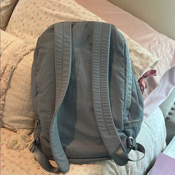 lululemon athletica backpack - Picture 2 of 4